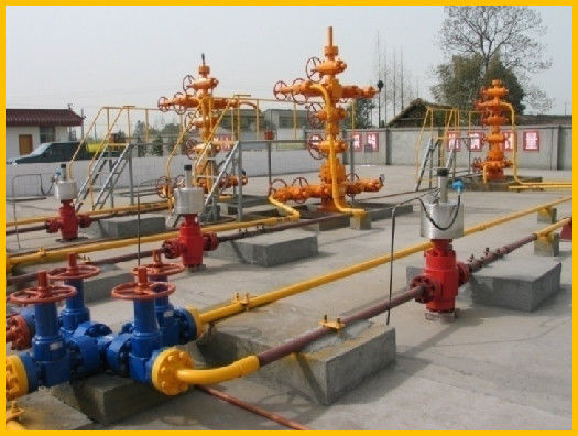 2 1/16-7 1/16 In Oil Gas Wellhead Equipment Xmas Tree Wellhead 21MPa-140MPa